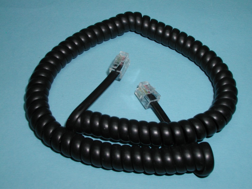 Kabel pro připojení zes. DB-4 k ústředně Roco