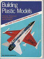 Carte broşată   "BUILDING PLASTIC MODELS"