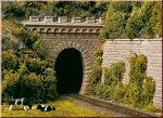2 tunelové portály - 1kolejné