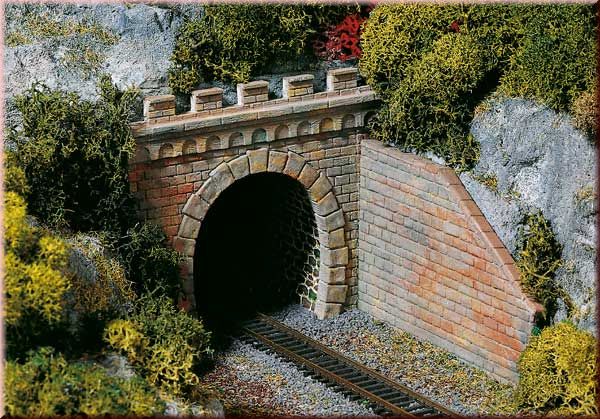 2 tunelové portály jednokolejné