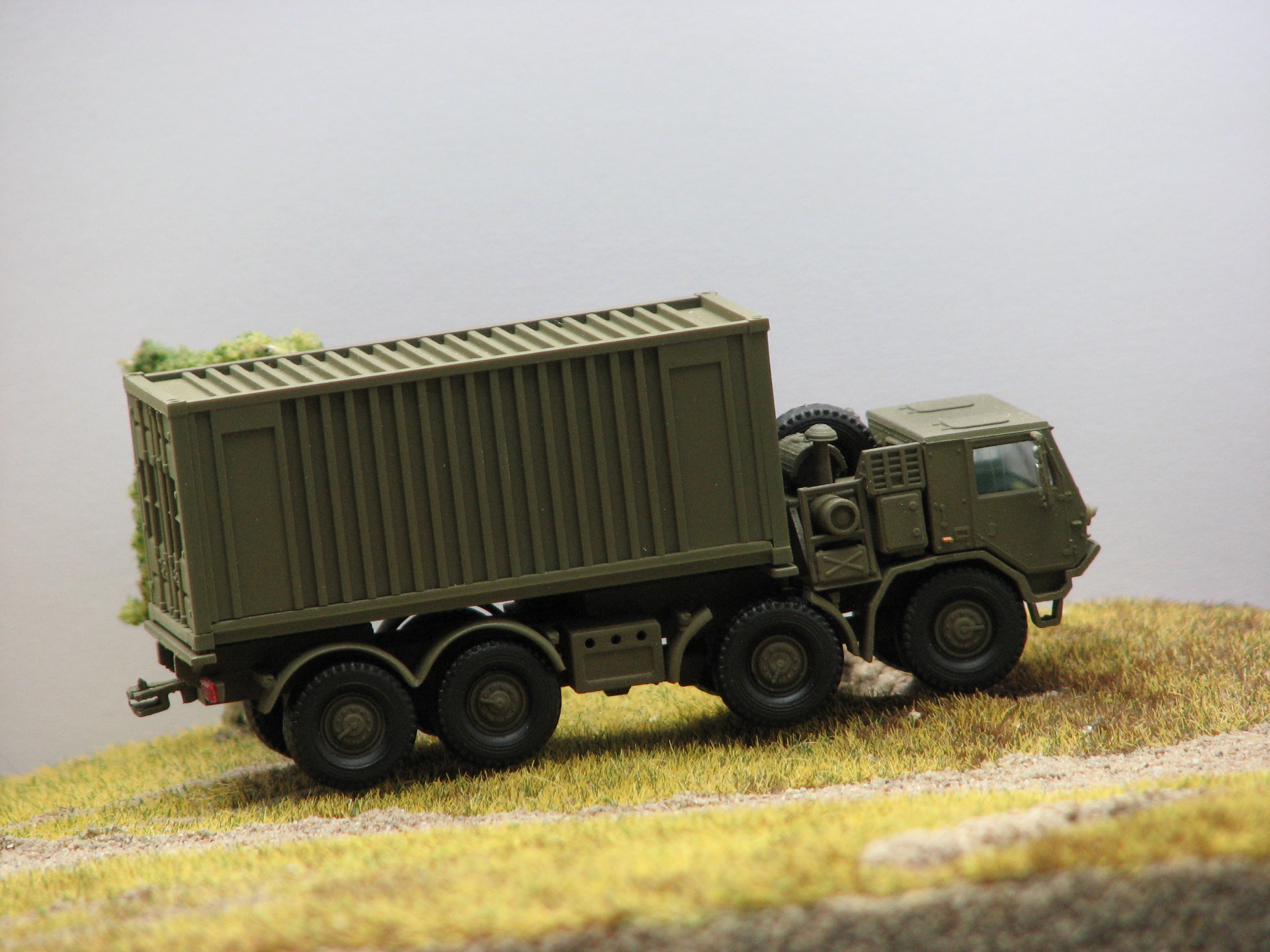 Tatra 815-7 8x8 s kontejnerem